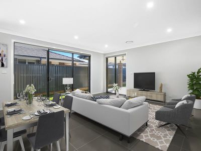 30 Aqueduct Street, Leppington