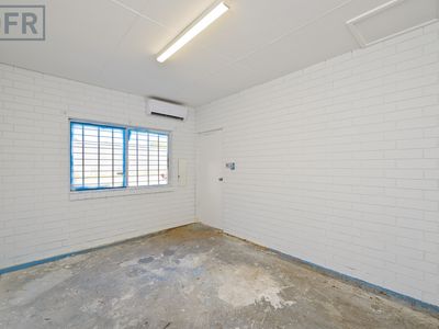 3 / 1 Crompton Road, Rockingham