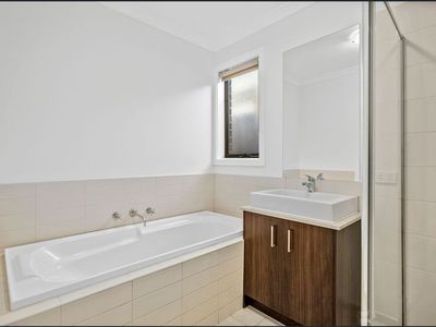 26 Talliver Terrace, Truganina