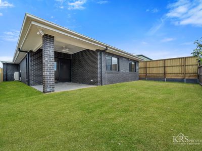 31 Ashwood Circuit, Chambers Flat