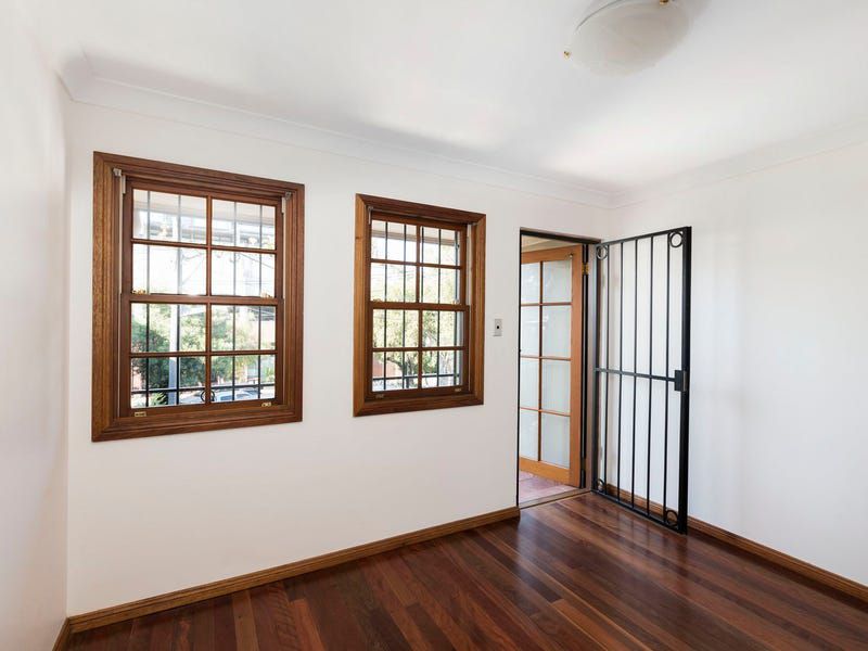 16 Rennie Street, Redfern