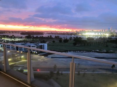 1105 / 30 The Circus, Burswood