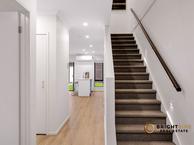 12 Bronze Leaf Walk, Narre Warren South