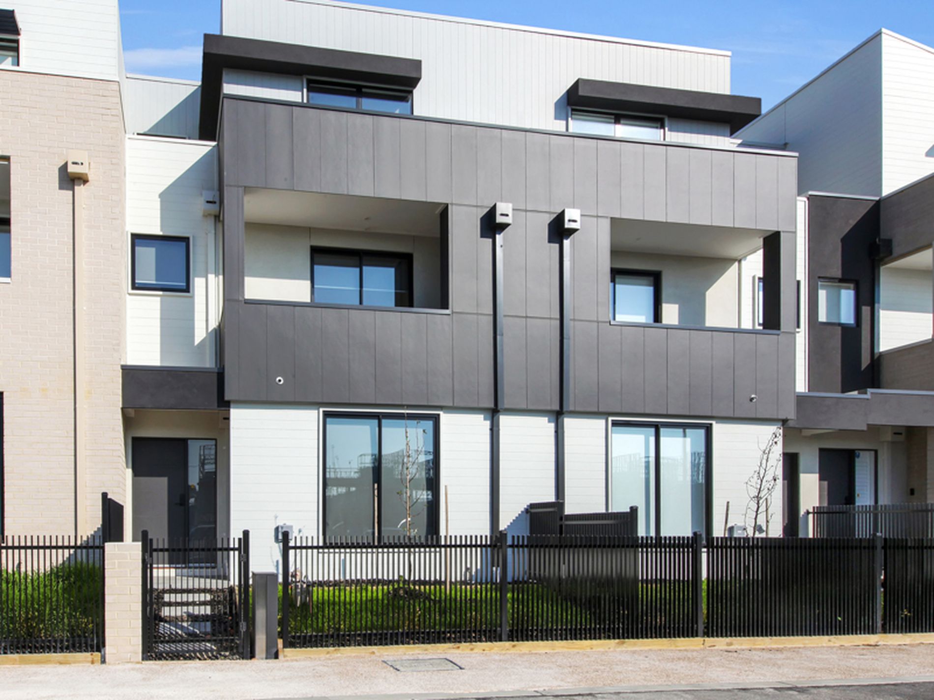 8 Wetland Drive, Williamstown