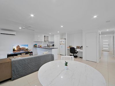 1 & 2 / 25 Sutherland Road, Branyan