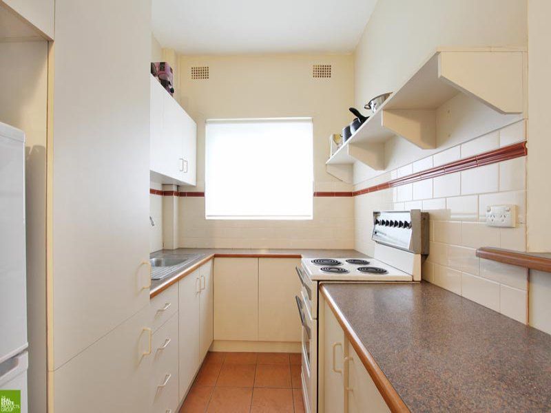 9 / 10 Market Place , Wollongong