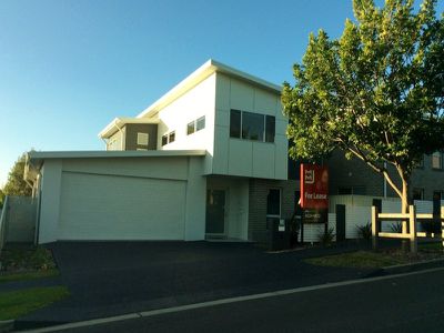 27 Killalea Drive, Shell Cove