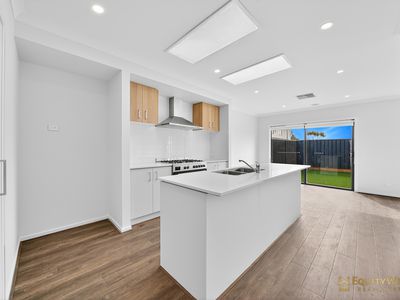 29 Tecoma Street, Manor Lakes