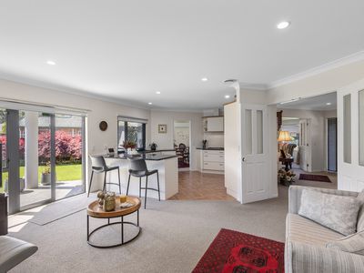 40 Mary Huse Grove, Manor Park