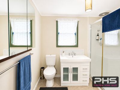 1 Alexandra Avenue, Kerang