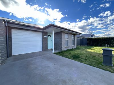 7B Capstan Drive, Dubbo