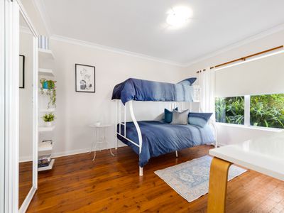 11 Hillcrest Avenue, North Narooma