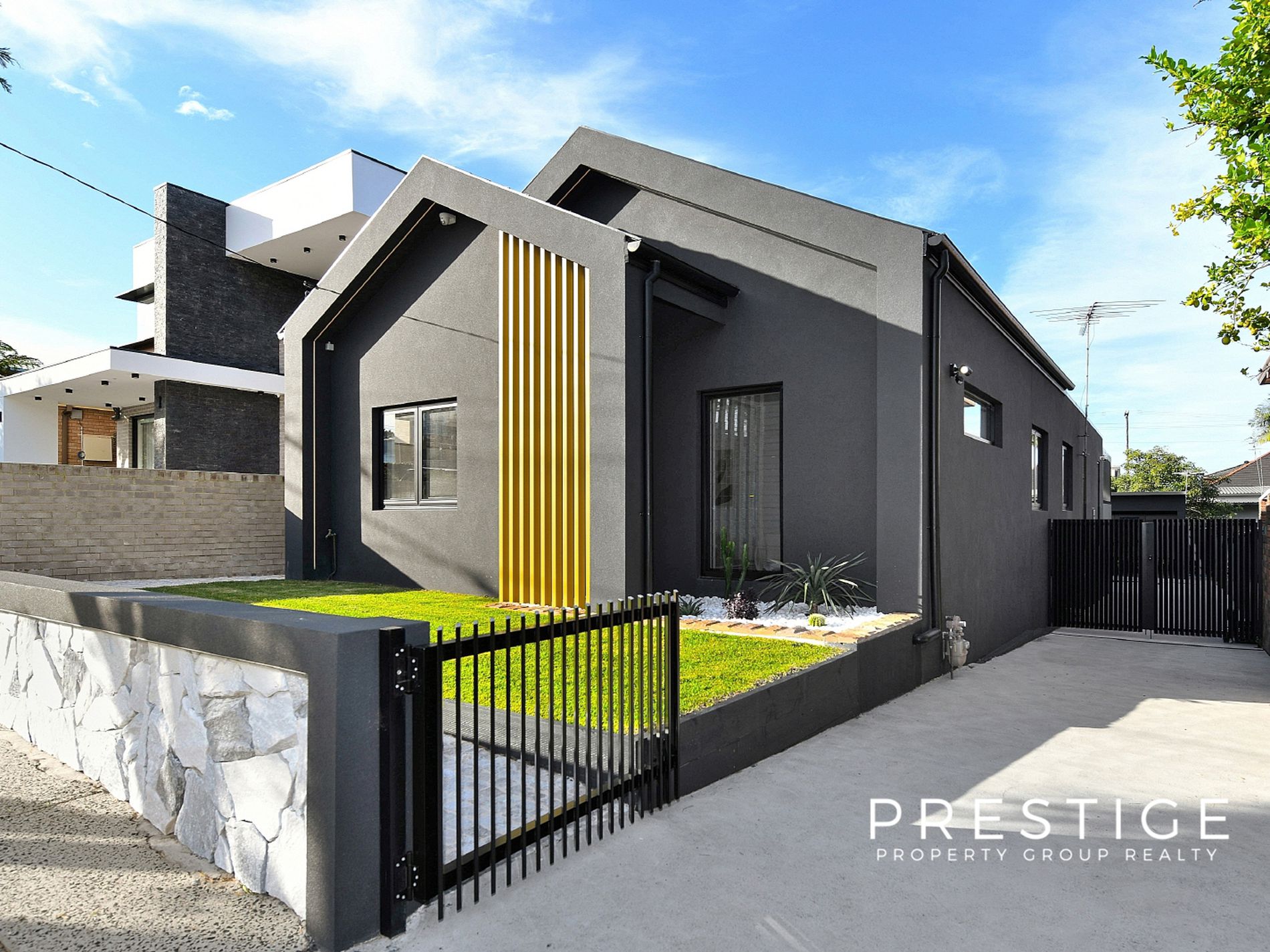 98 Mill Street, Carlton