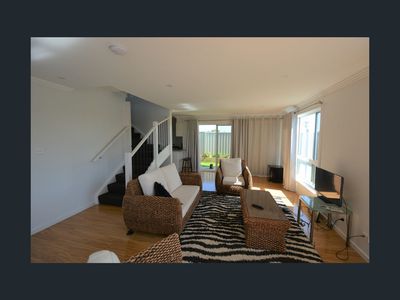 1 / 40 King Street, Lake Illawarra