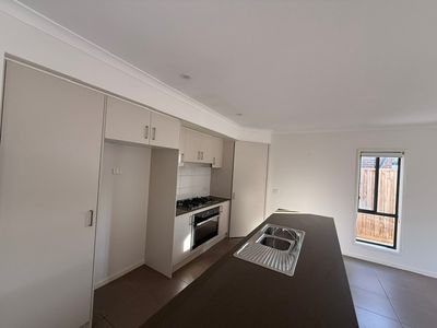 36 Wagner Drive, Werribee