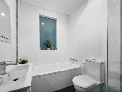 2 Collins Crescent, Yagoona