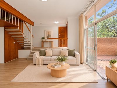1 / 104 Burns Bay Road, Lane Cove