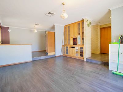 19 Hokin Street , Waikiki