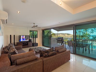 Barrier Reef House, 6 Marina Terrace, Hamilton Island