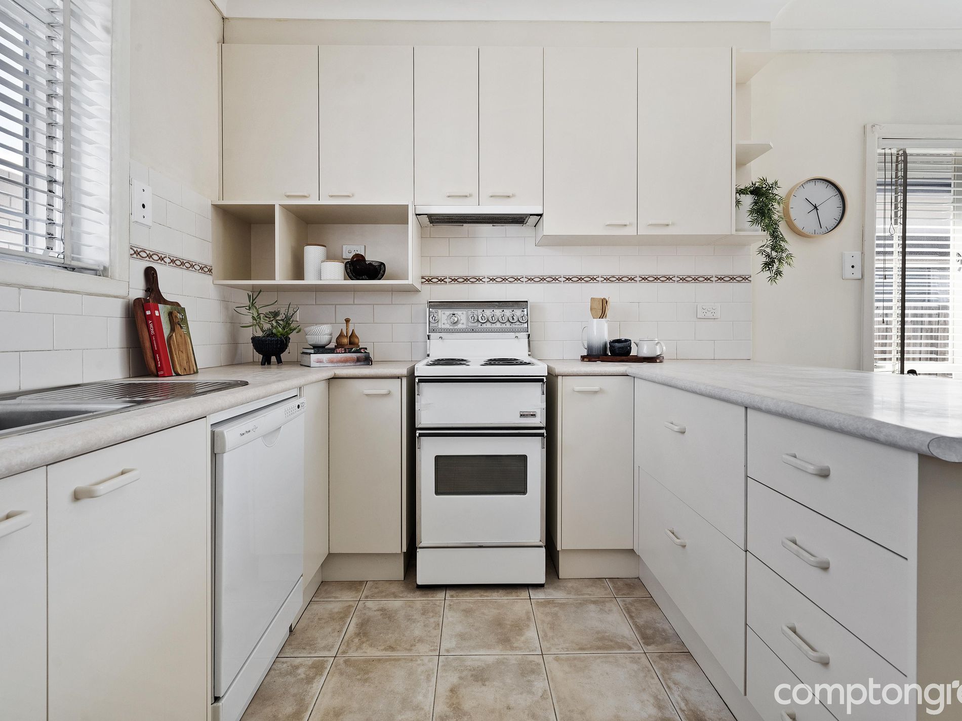 19-21 Donald Street, Footscray