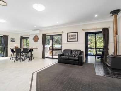 1188 Padman Drive, West Albury
