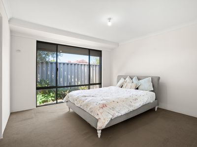 25 Seawind Drive, Rockingham