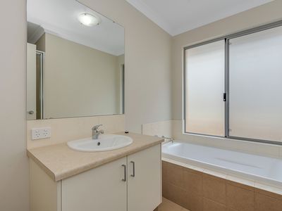 11 Explorer Street, Yanchep