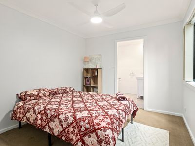 10  Kalgan Way, Albion Park