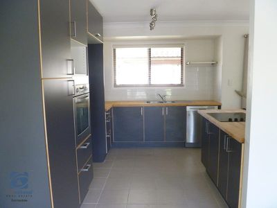 4 Bond Street, Rochedale South