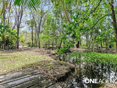 22 Senor Avenue, Urangan