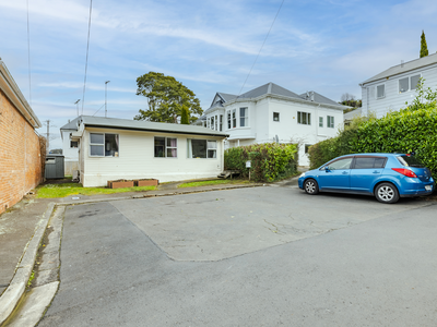 37 Carlyle Street, North East Valley