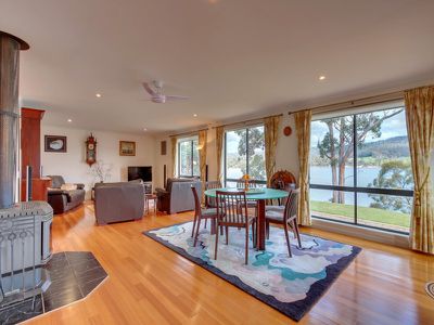 6707 Channel Highway, Deep Bay
