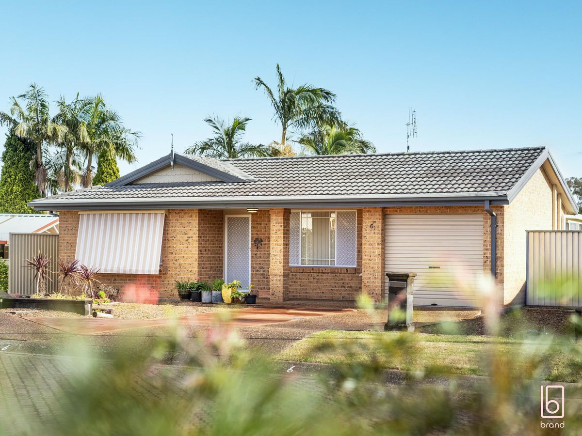 6 Fir Court, Blue Haven