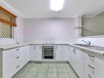 2 / 118 Woodlake Boulevard, Durack