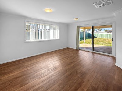 34 Dalbeattie Crescent, Dubbo
