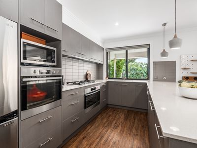 17 Maude Street, Glandore