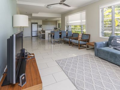 32 / 15 Flame Tree Court, Airlie Beach