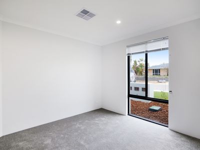 91 Twickenham Drive, Kingsley