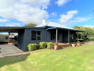 21 Nilsson street , Rendelsham