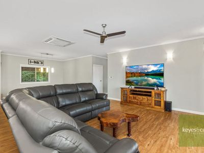 5 / 18 High Vista Drive, Mount Louisa