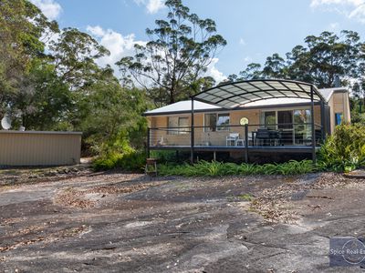 2 / 1 Maraveen Place, Ocean Beach