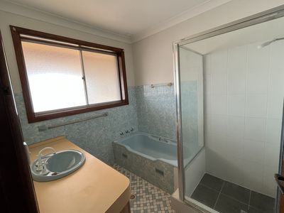 47 Shipton Crescent, Mount Warrigal