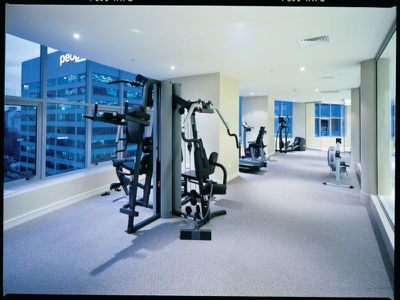 2302 / 77-81 Berry Street, North Sydney