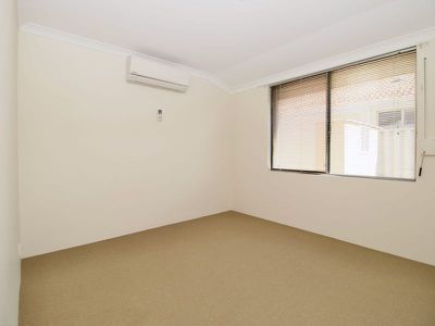 24 Almond Avenue , Shoalwater