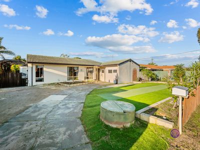 27 Lindy Way, Camillo