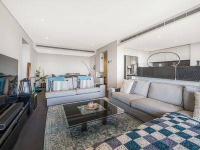 1603 / 96 Bow River Crescent, Burswood