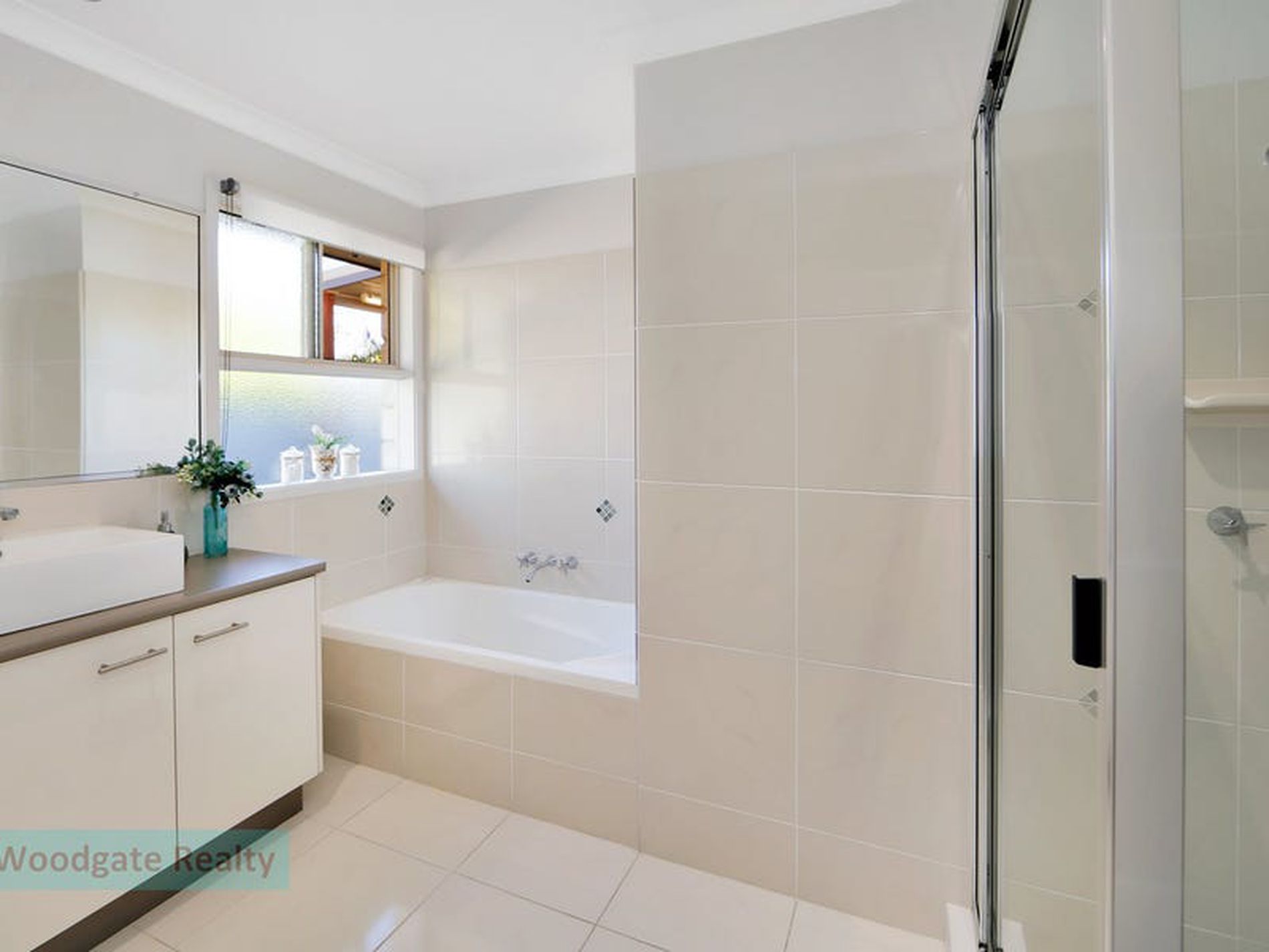 4 Schooner Ct, Woodgate
