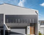 11 / 10 Zircon Close, Rochedale
