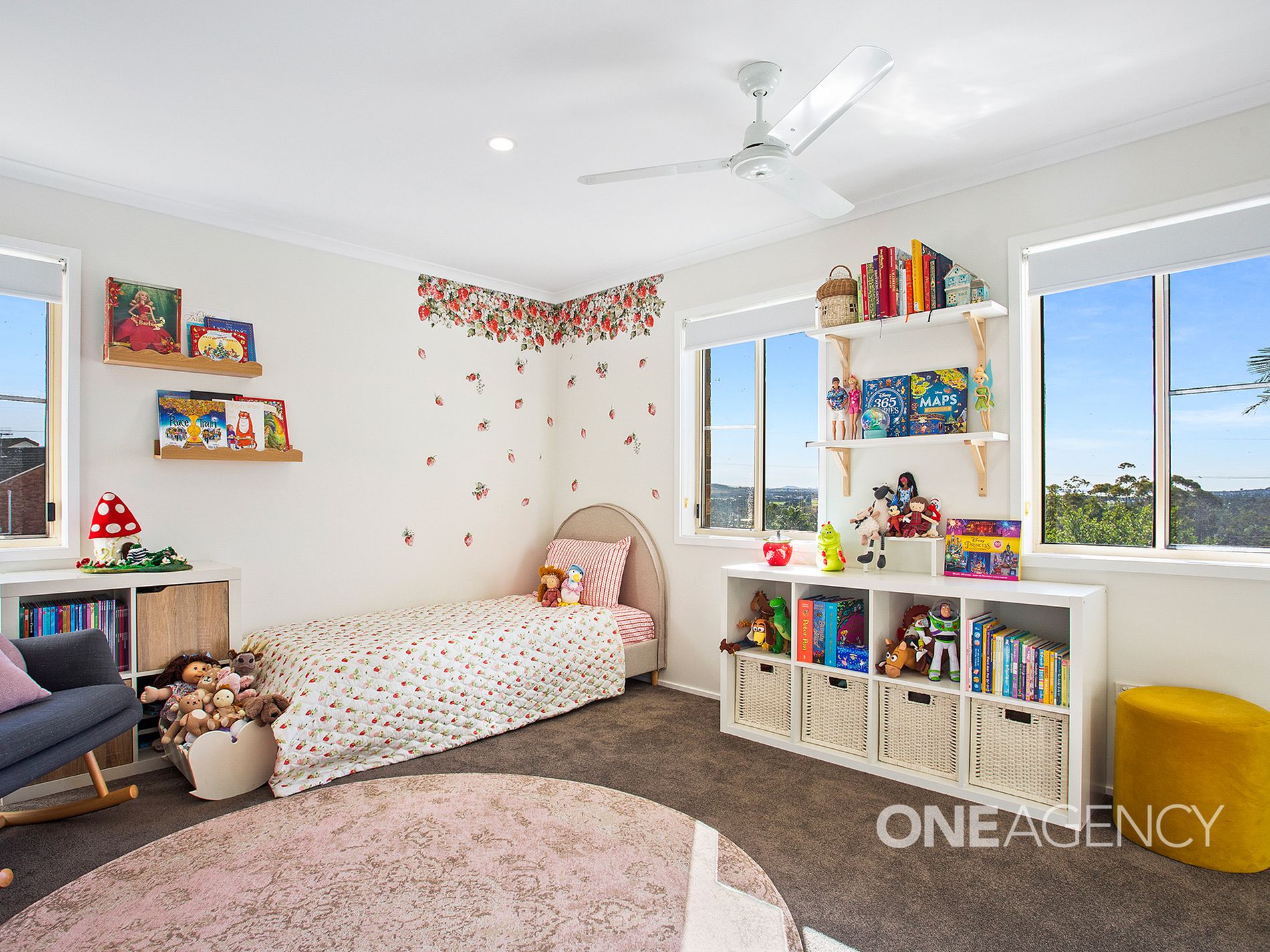 2 / 9 Abercrombie Crescent, Albion Park