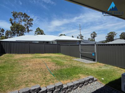2/18 Crossing Street, Bellbird